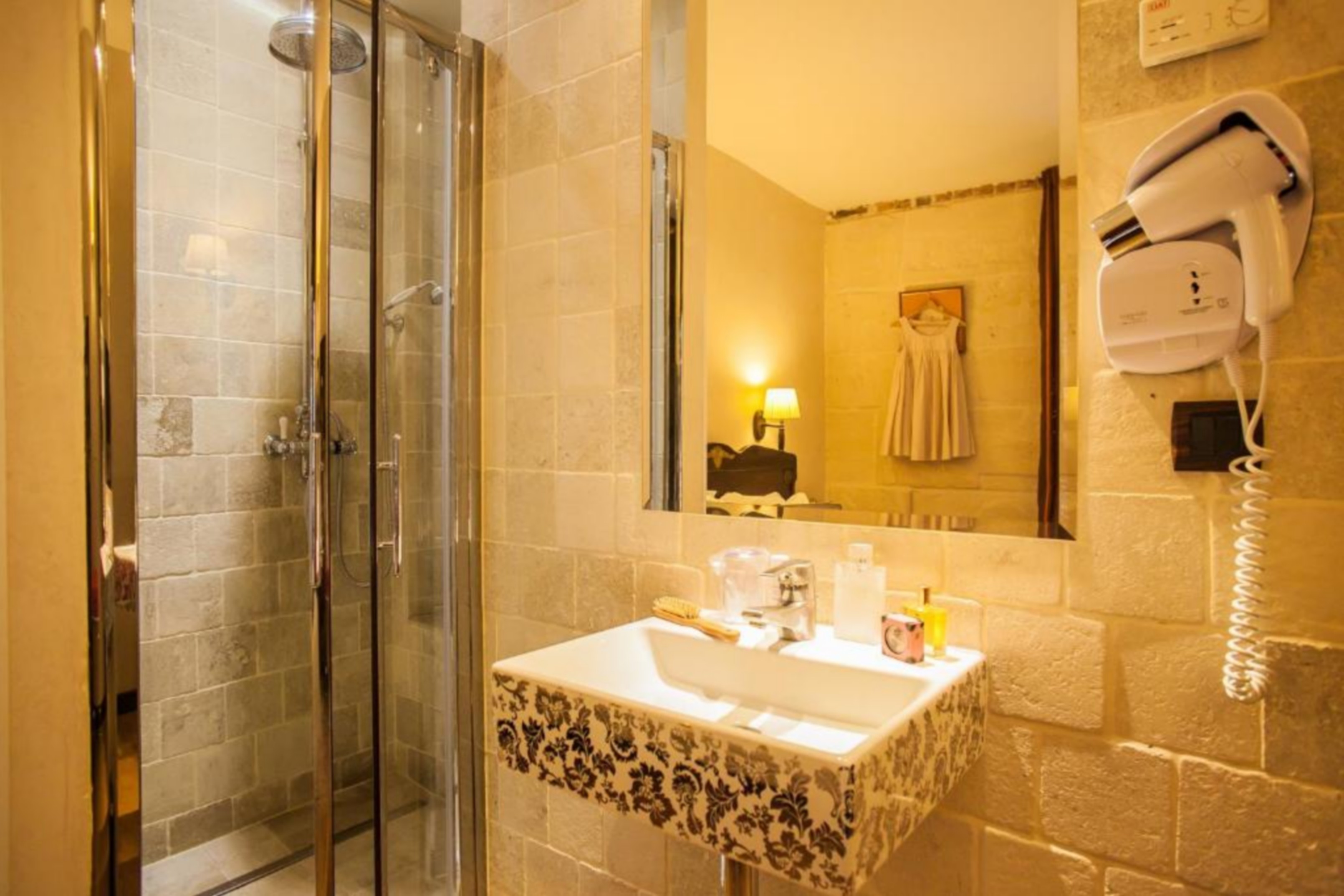 Imagem da galeria de Hotel Europe Saint Severin