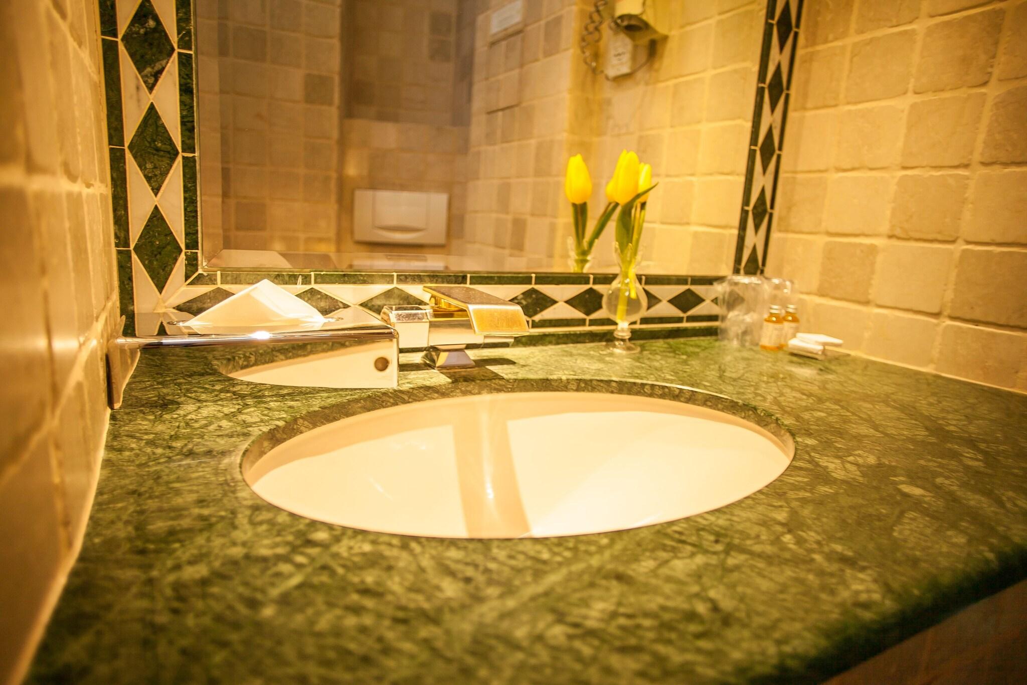 Imagem da galeria de Hotel Europe Saint Severin
