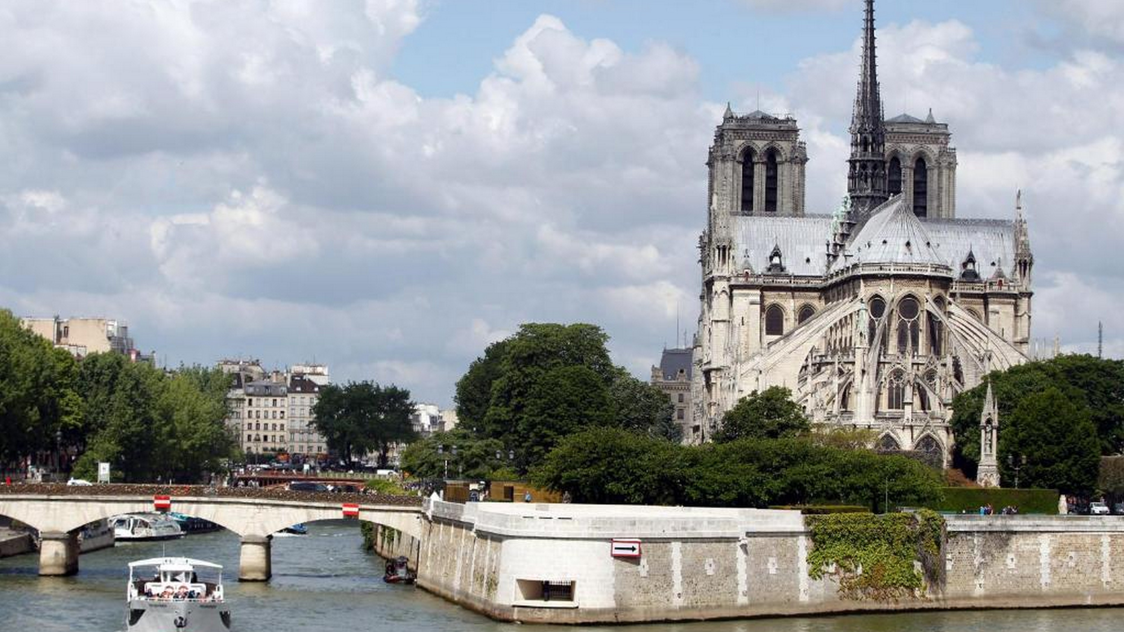 Hotel Des Deux-Iles by null