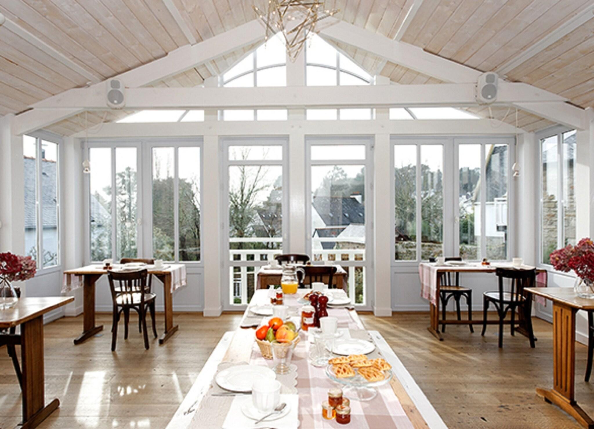 LE LODGE KERISPER by null