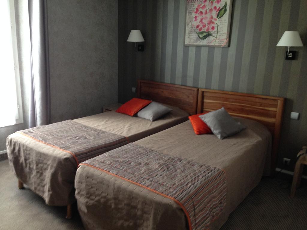 Hôtel Carladez Cambronne by null