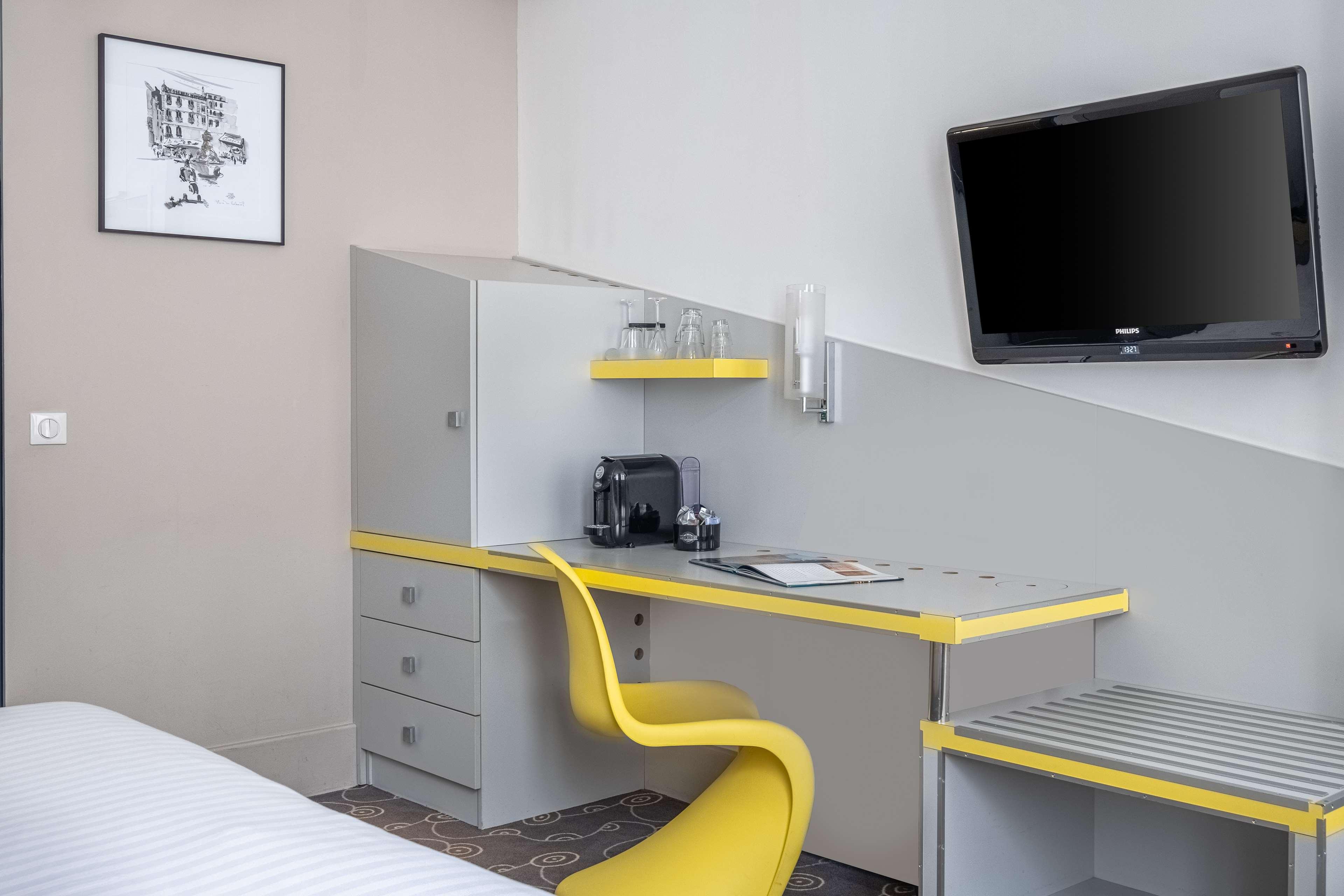 Grand Hotel Français Bordeaux by null