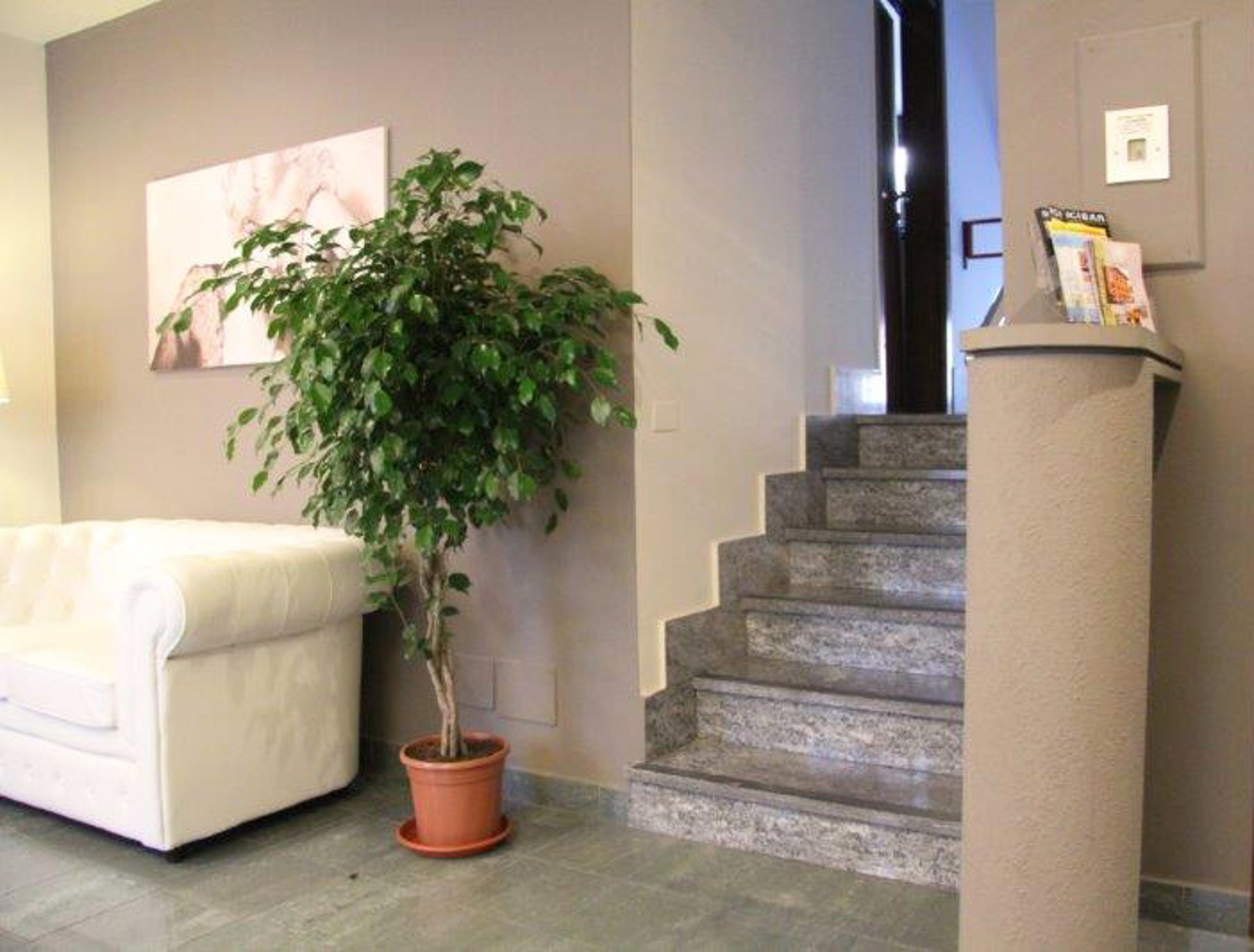 Ares Hotel Milano - photo