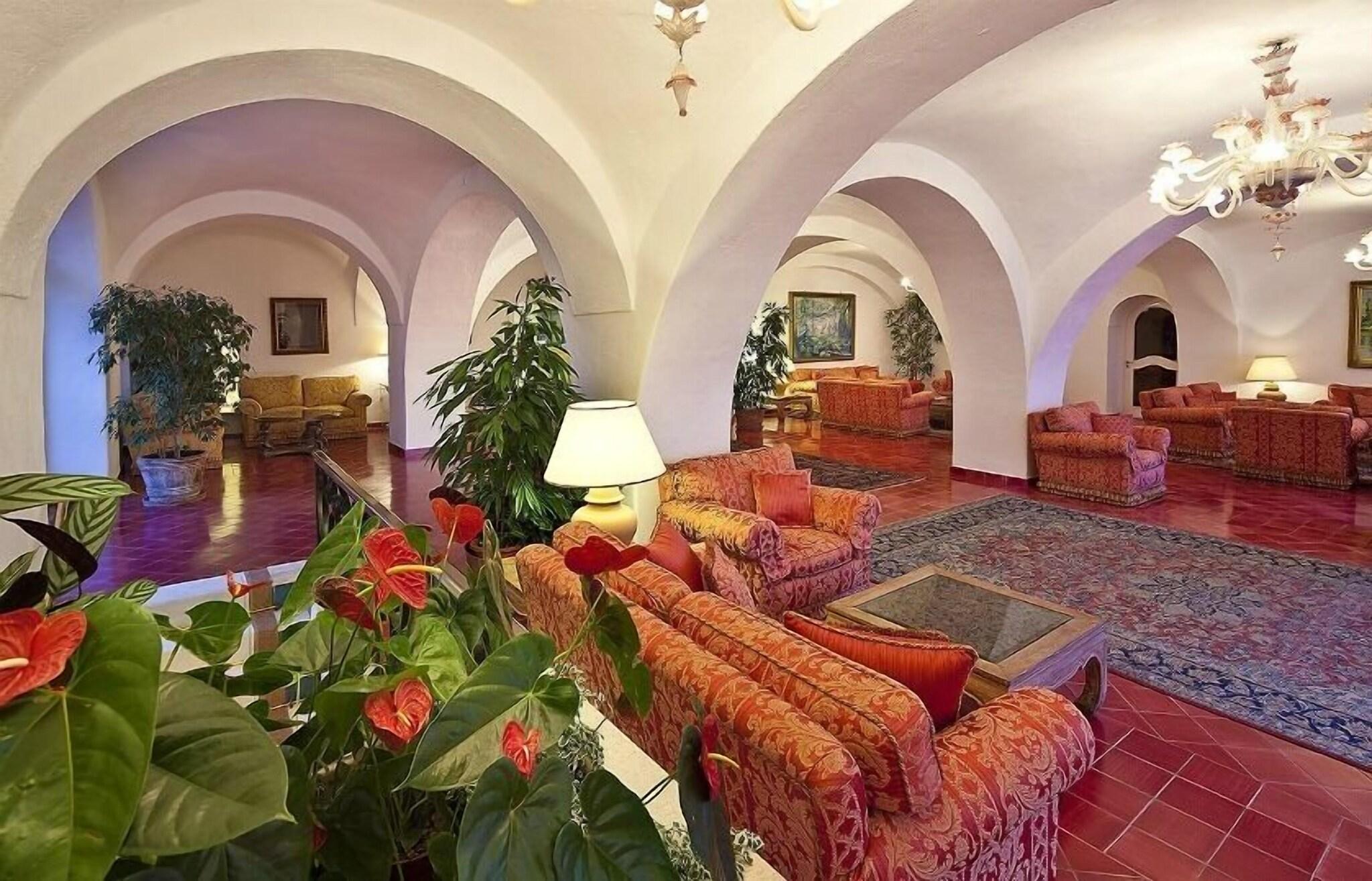 Grand Hotel Il Moresco by null