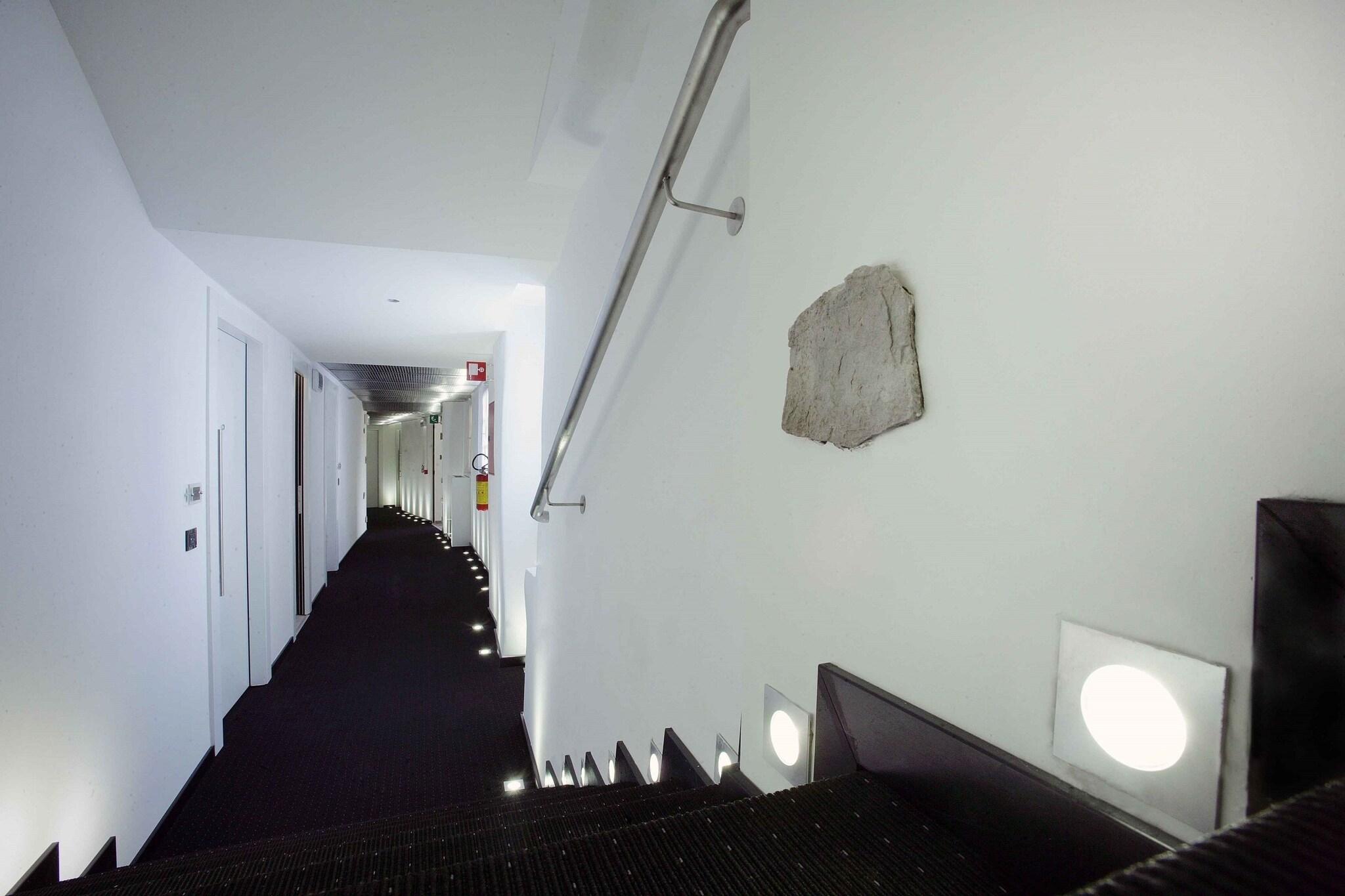 Urban Hotel Design