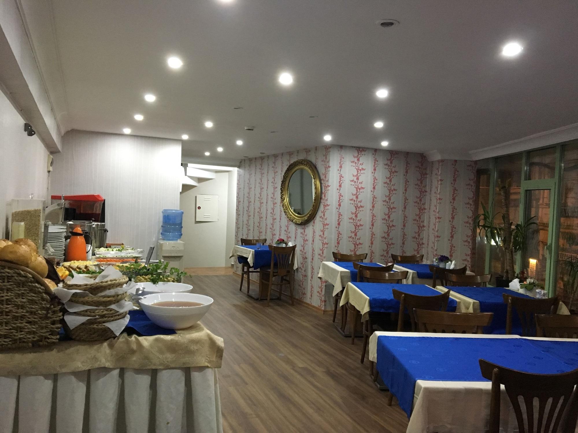 The Luxx Boutique Hotel