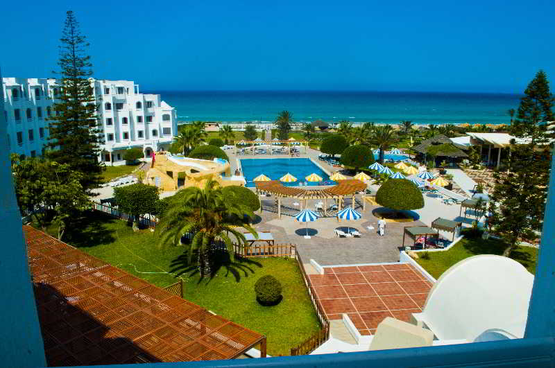 Thapsus Beach Resort - photo