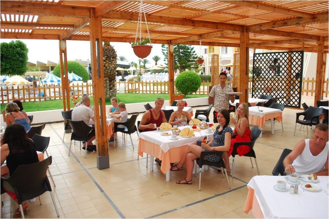 Thapsus Beach Resort - photo