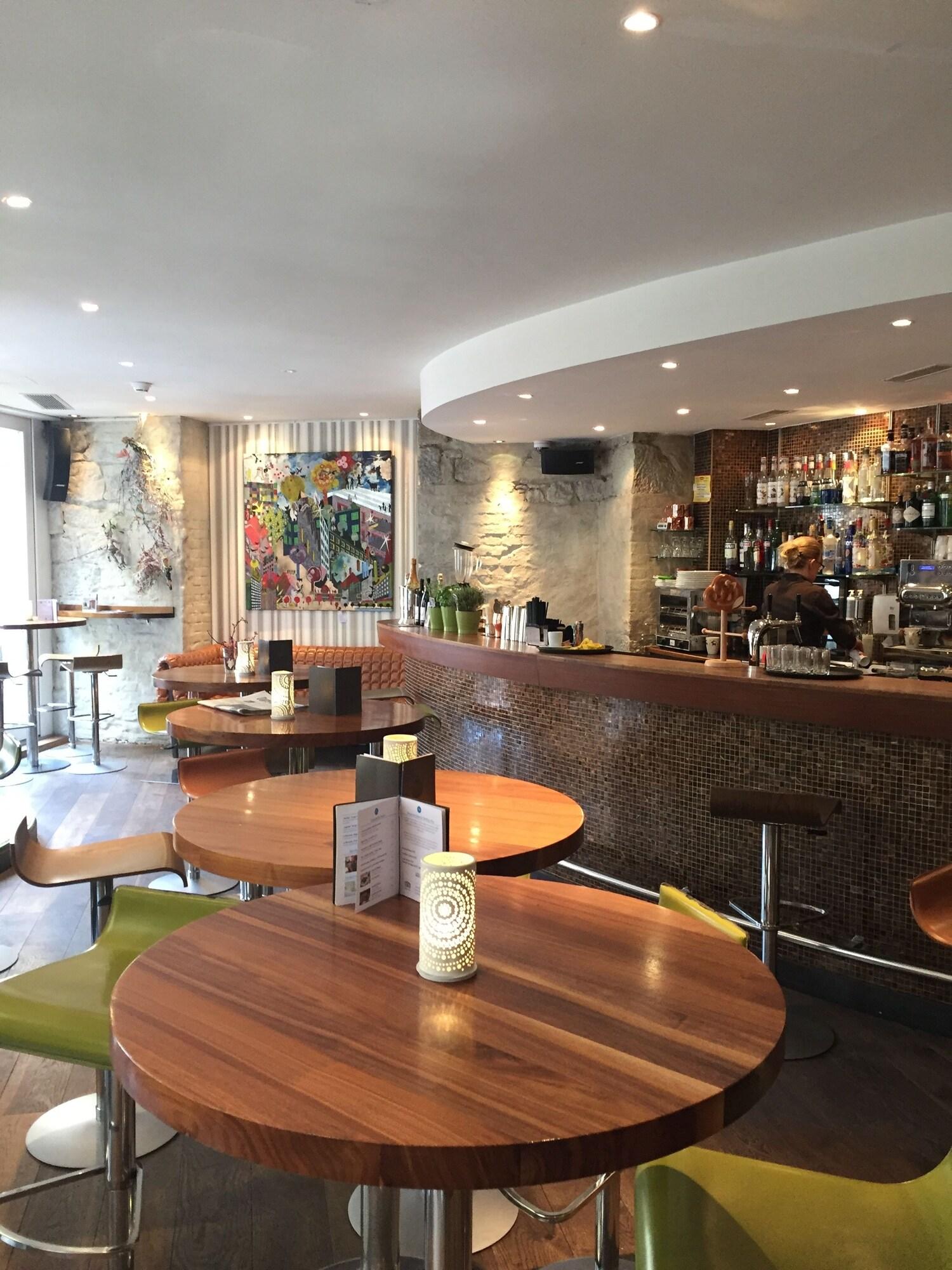 Barfüsser Sushi Bar & Lounge Niederdorf by null