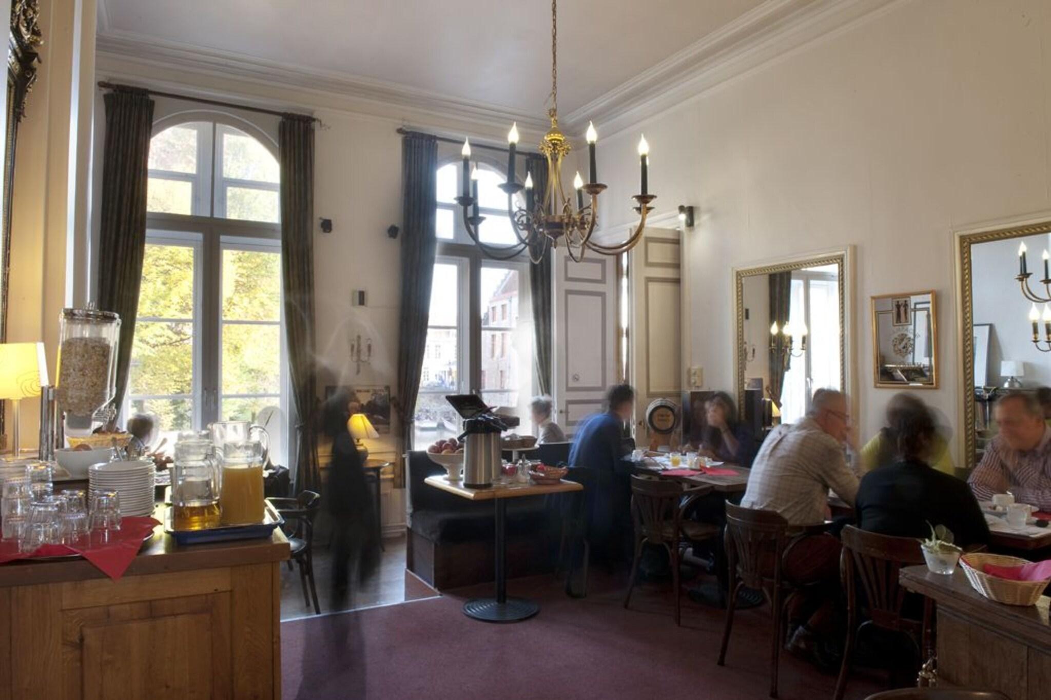 Bourgoensch Hof Hotel
