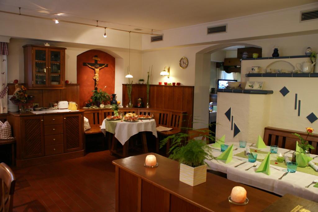 Hotel Apartment Das Au-Gut by null