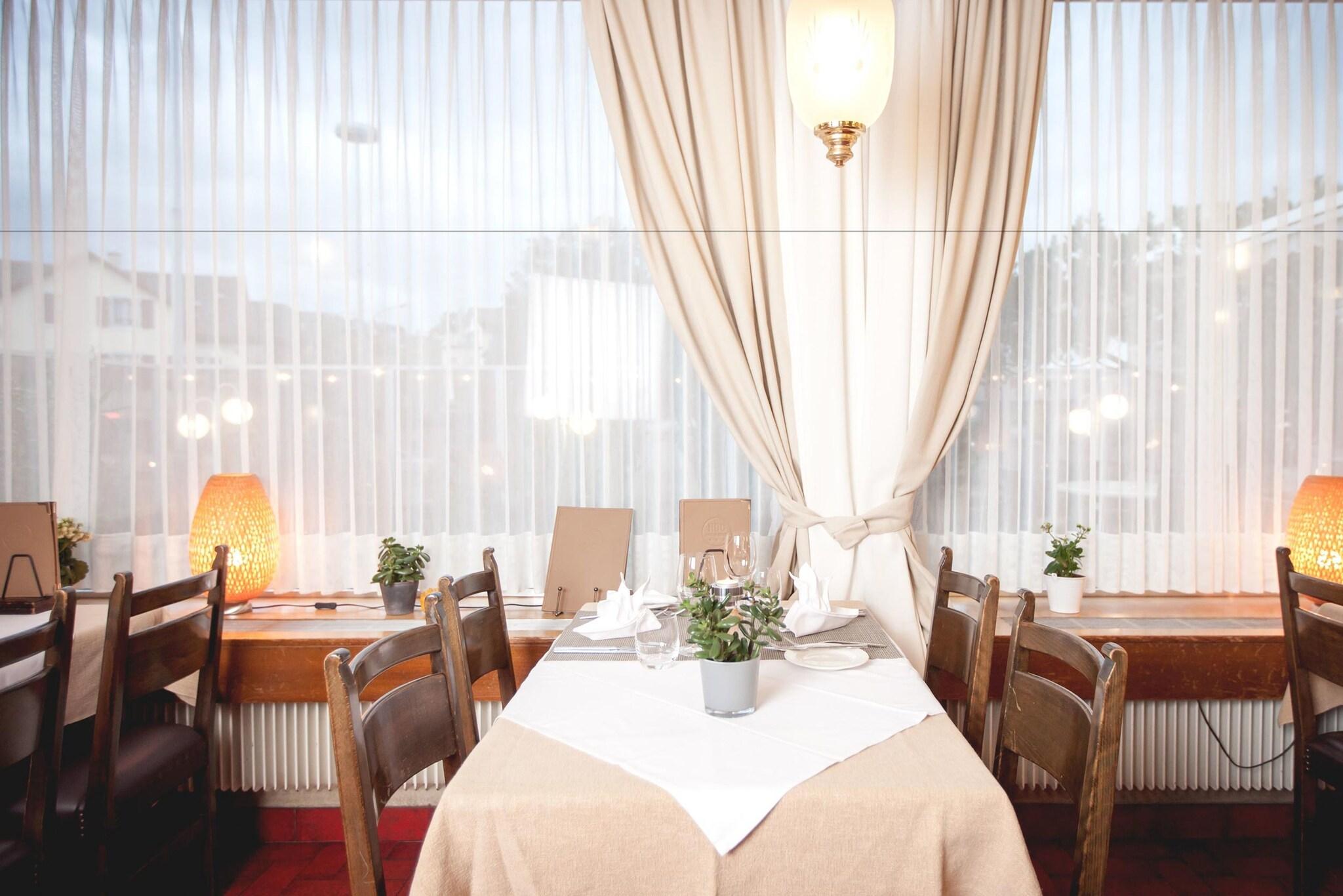 Hotel De Chailly