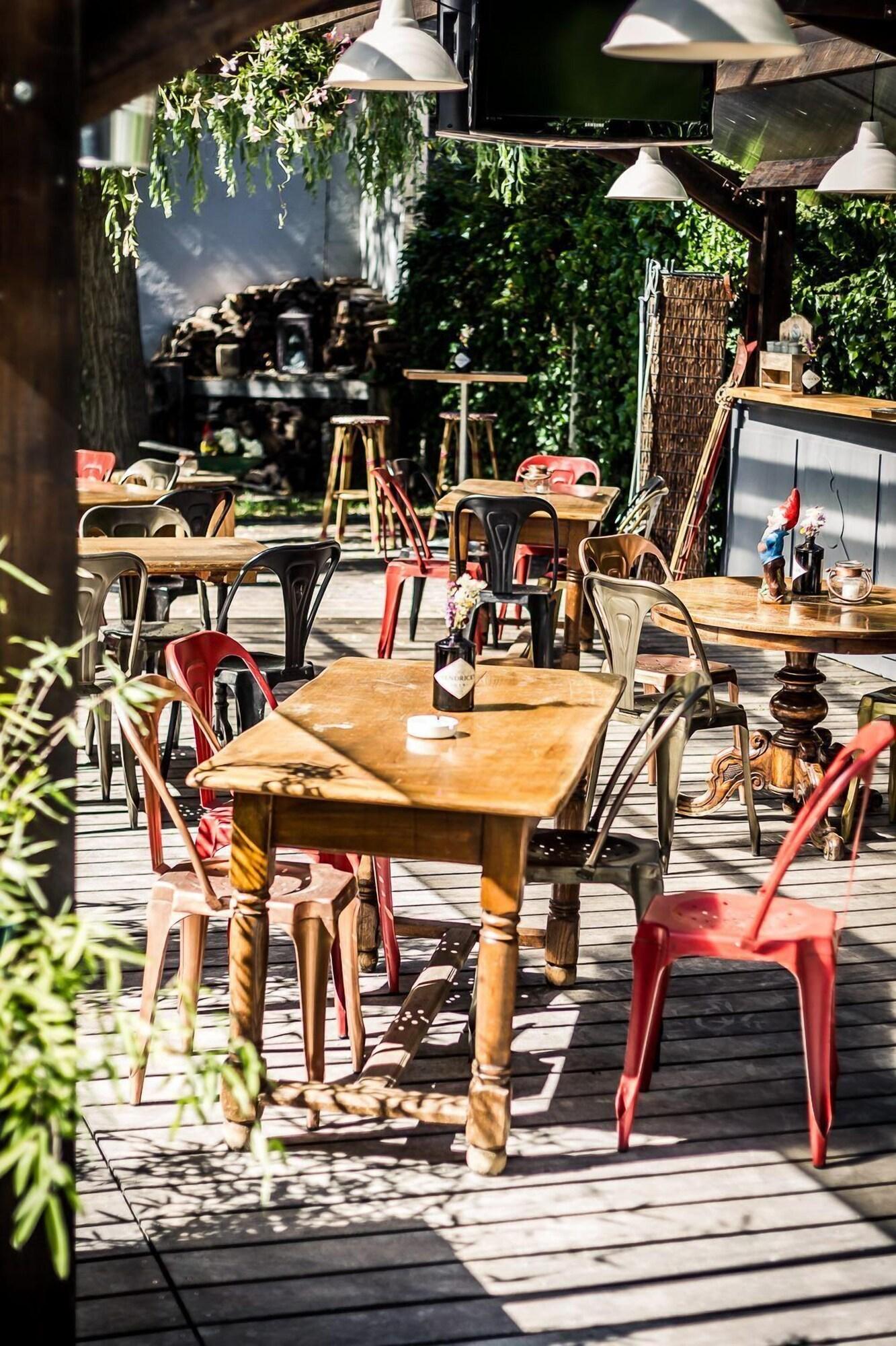 Olympic Hôtel by null