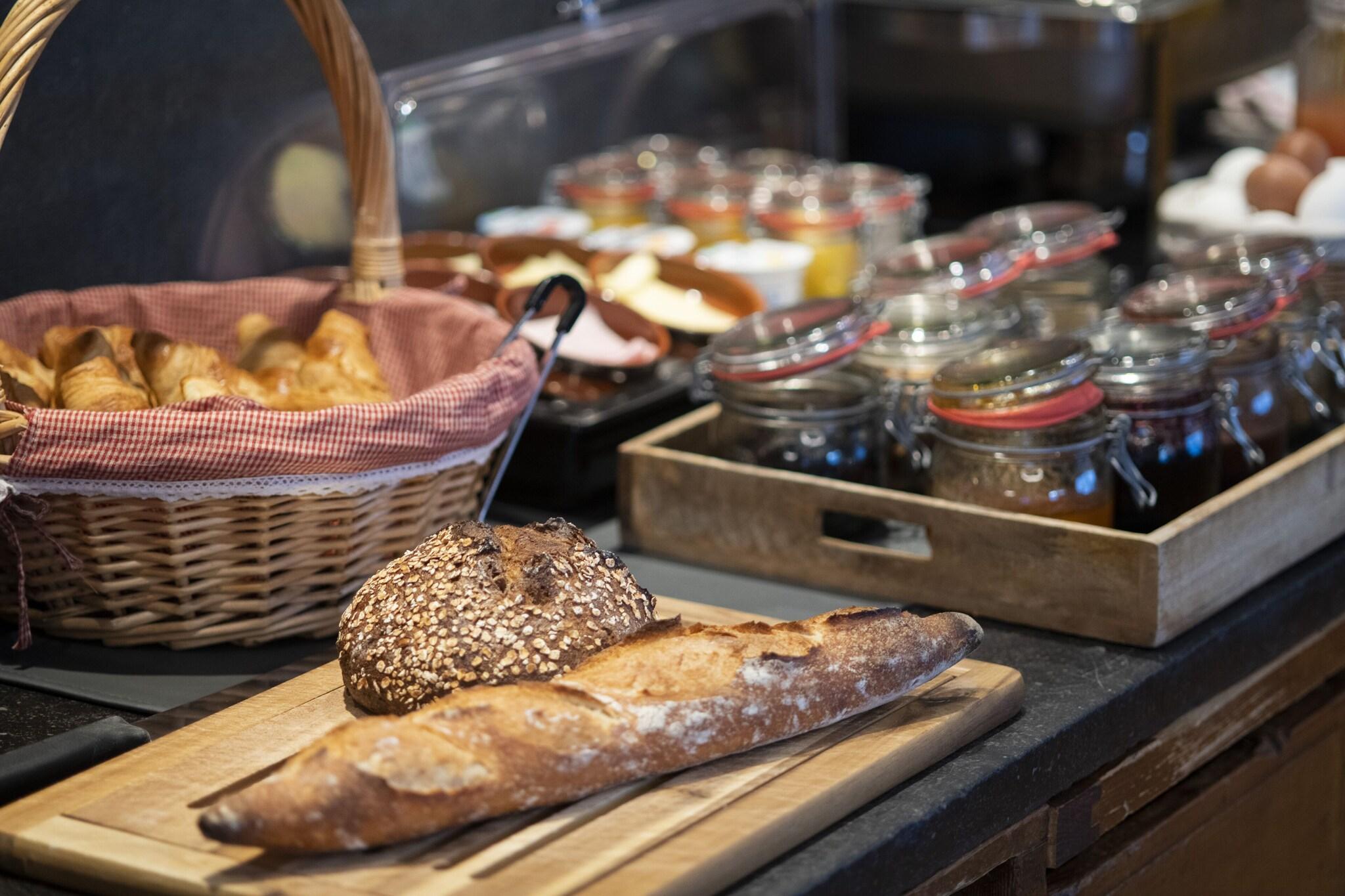 Olympic Hôtel by null