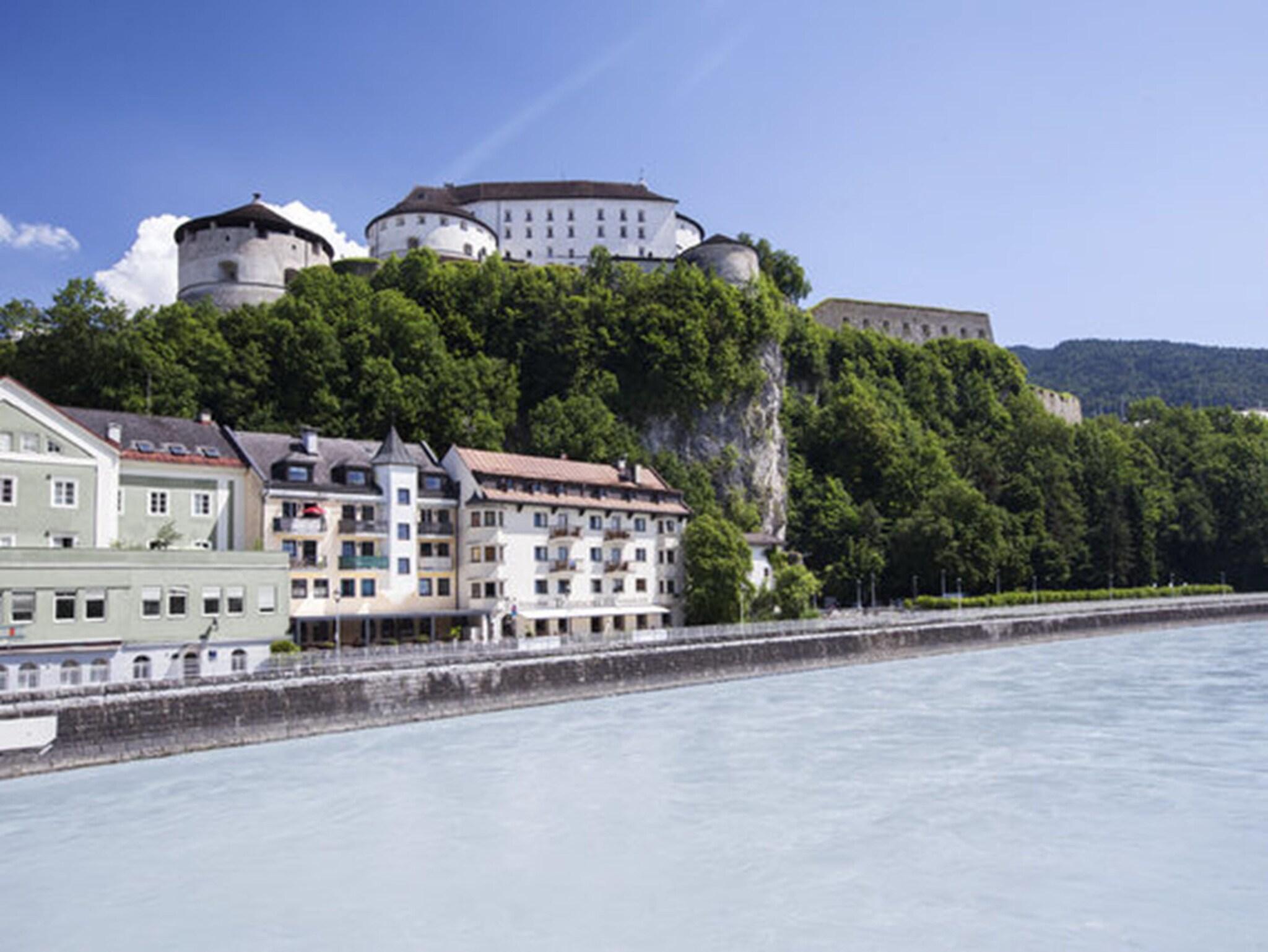 Boutique Hotel im Auracher Löchl by null