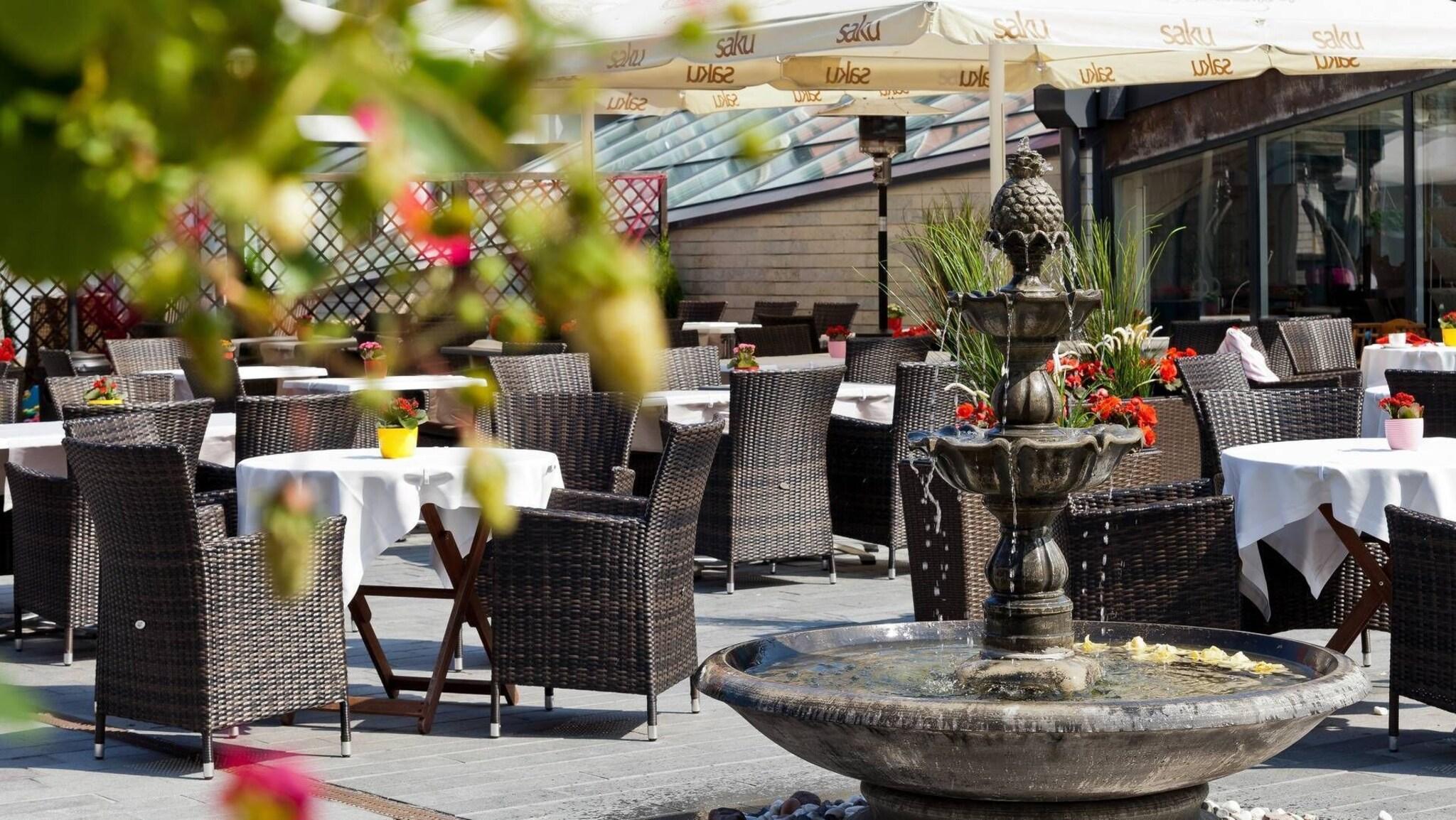 Grand Rose Spa Hotel