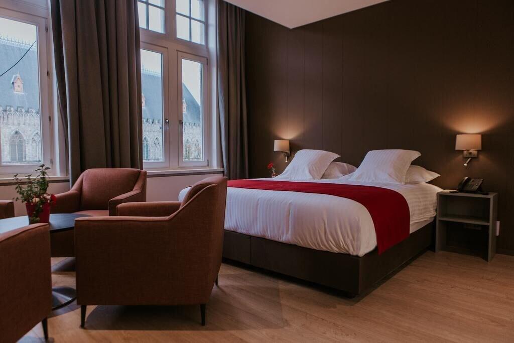 Hotel Tearoom New Regina by null