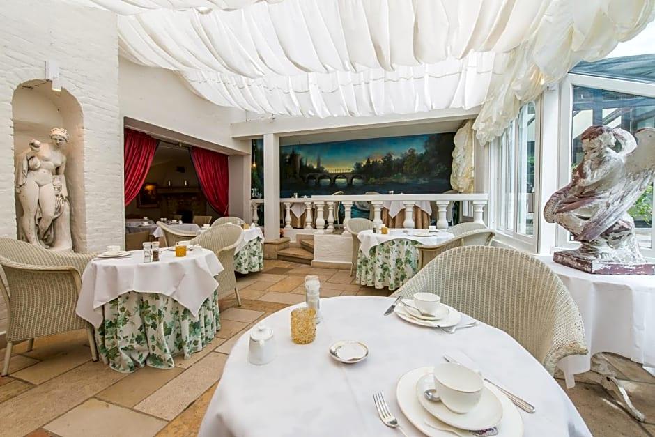 Die Swaene Hotel by null