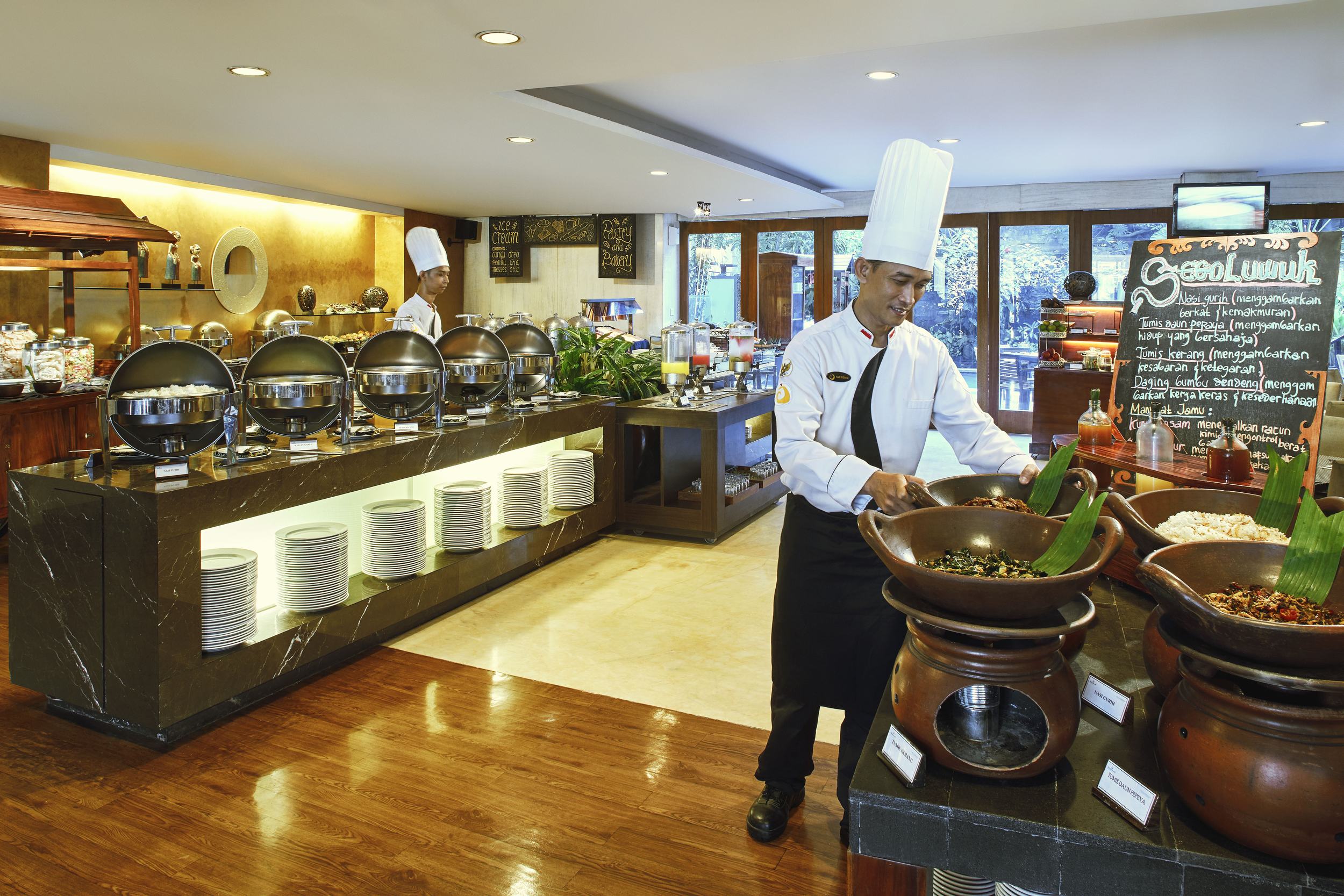 Jambuluwuk Malioboro Hotel Yogyakarta