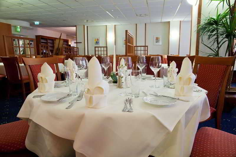 Novina Sudwestpark Hotel