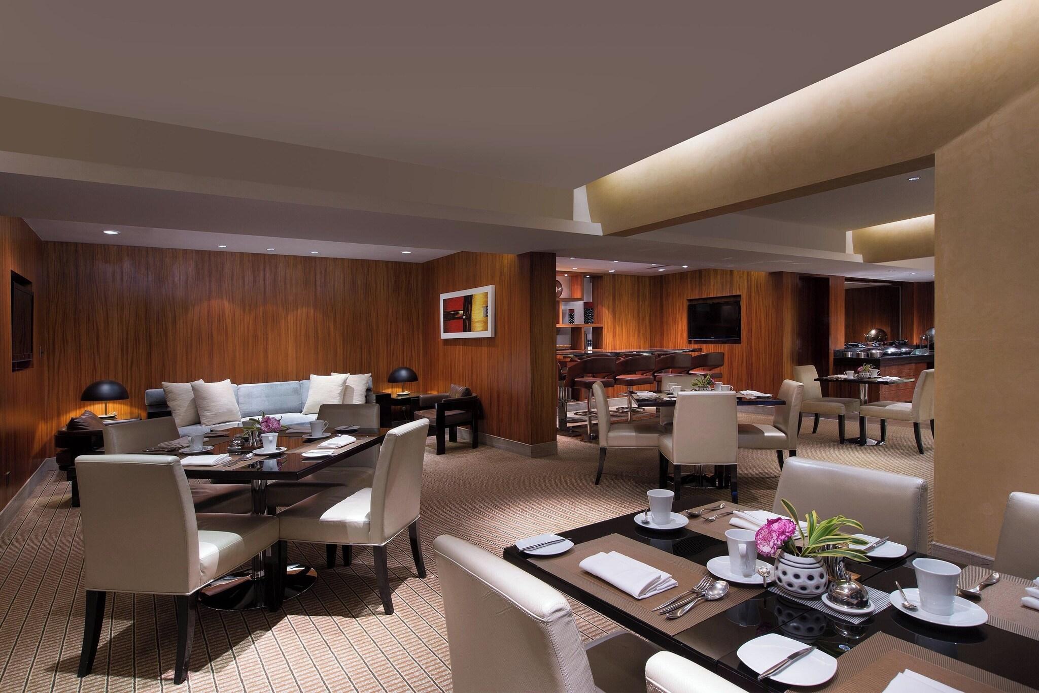 Sheraton Bangalore Hotel At Brigade Gateway