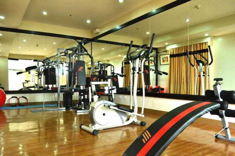 The Pinnacle Hotel and Suites by null