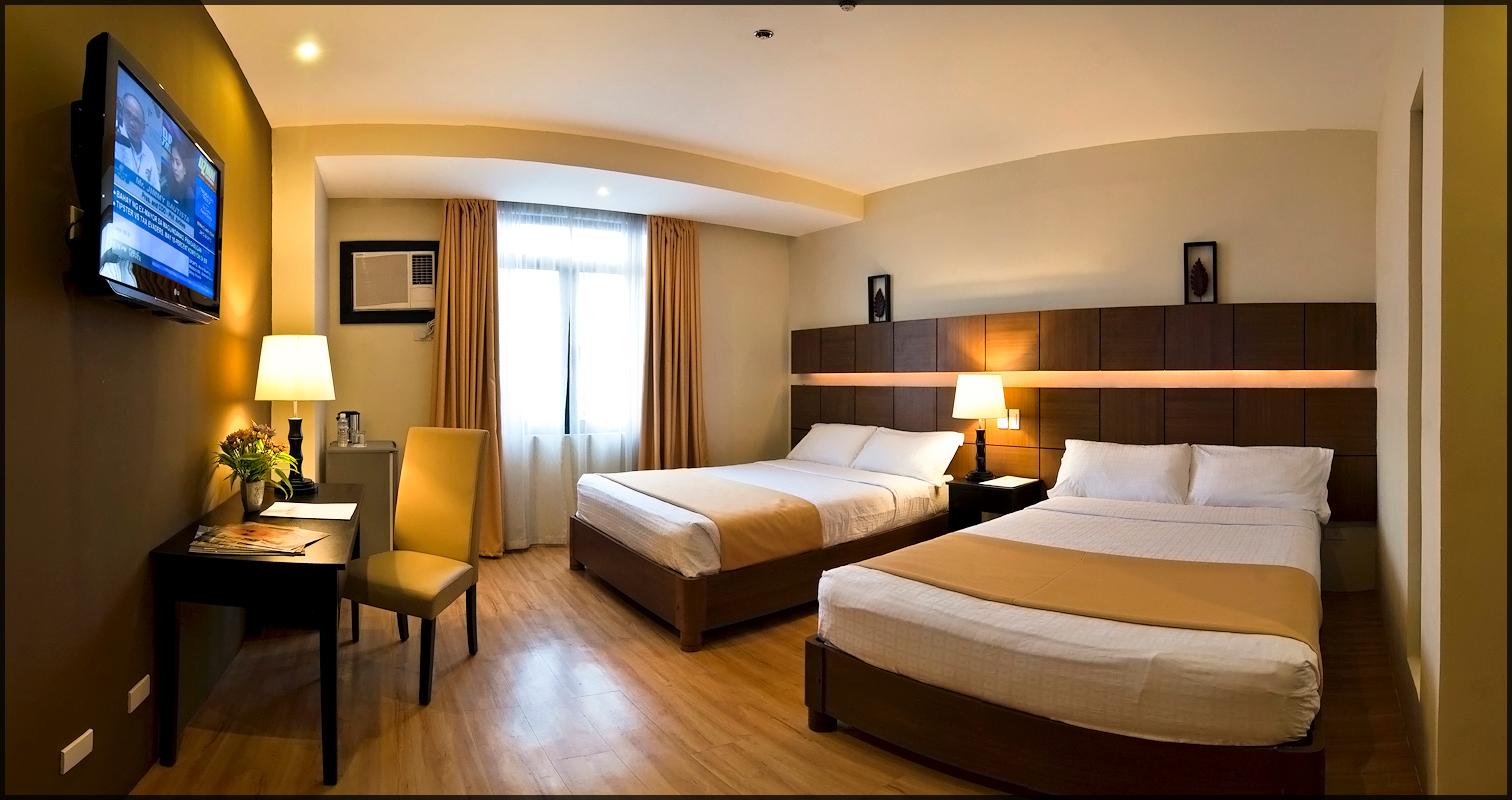 The Pinnacle Hotel and Suites by null