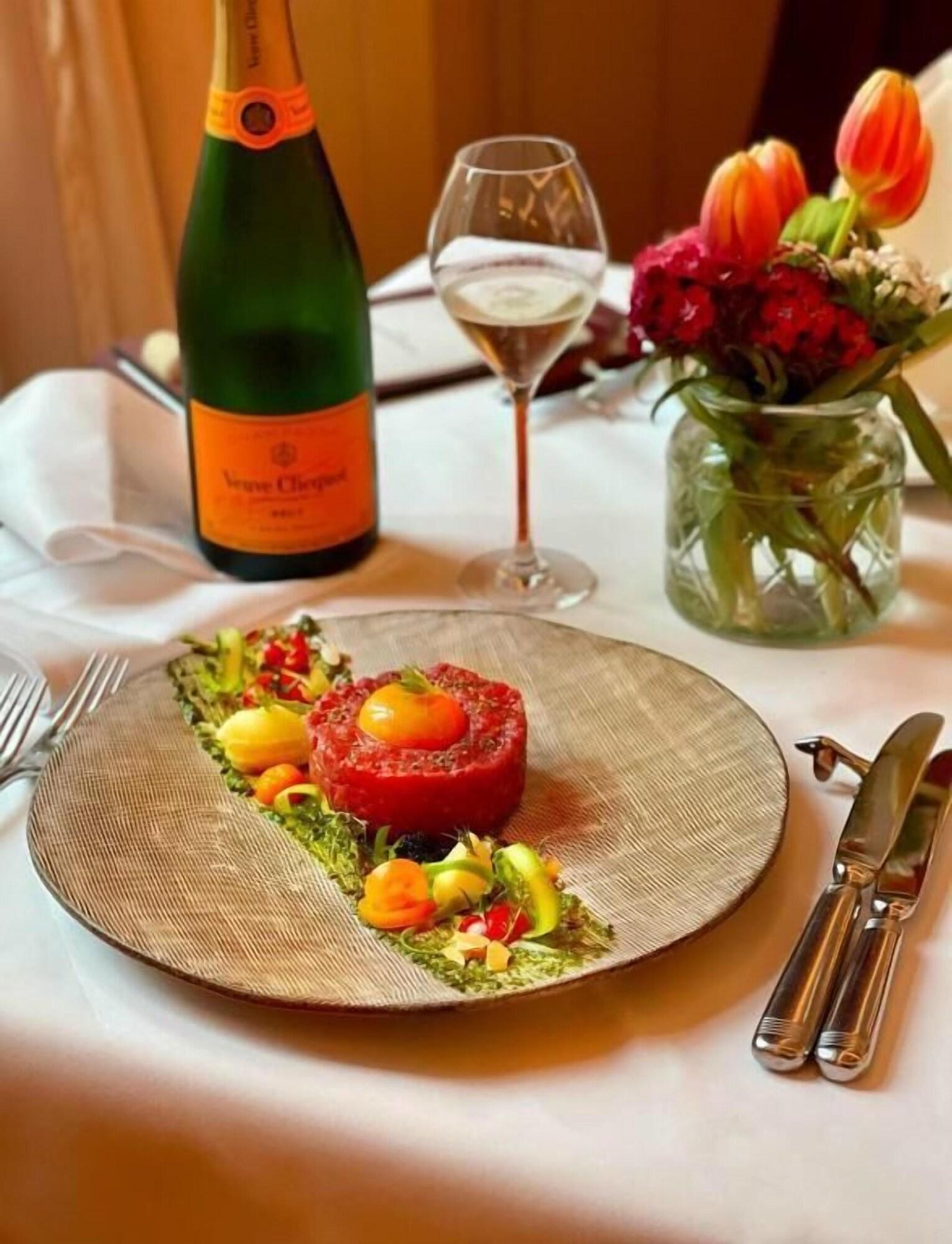 Hotel van Bebber by null