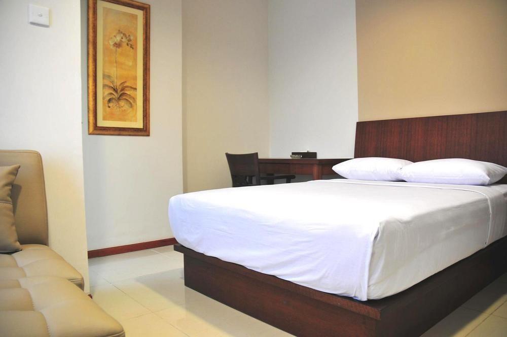 Thamrin Condotel Hotel