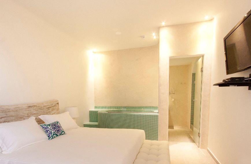 Allure Suites
