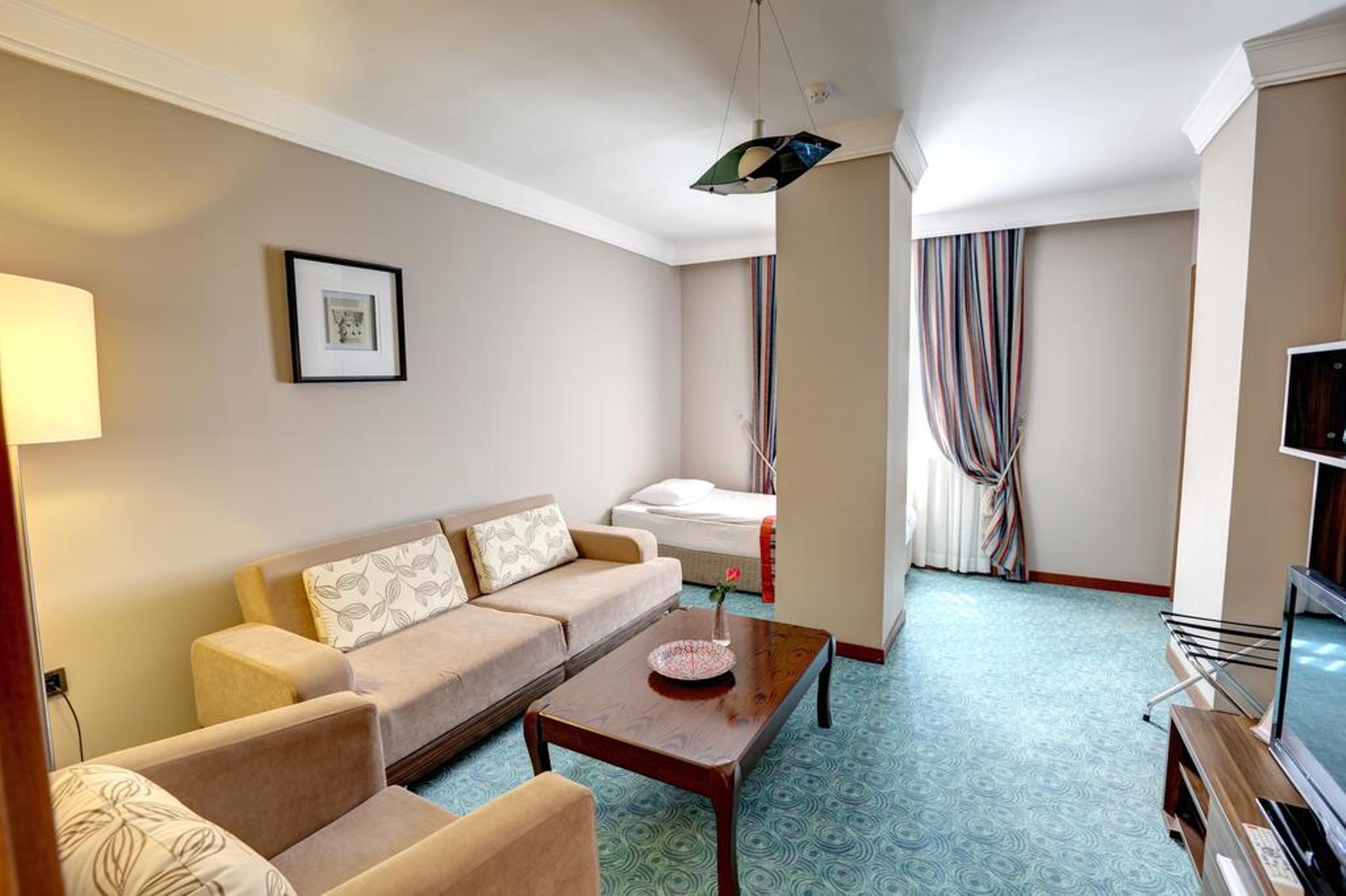 Suite, junior