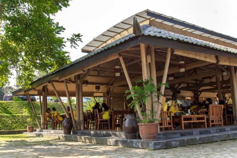 Sambi Resort, Spa & Resto