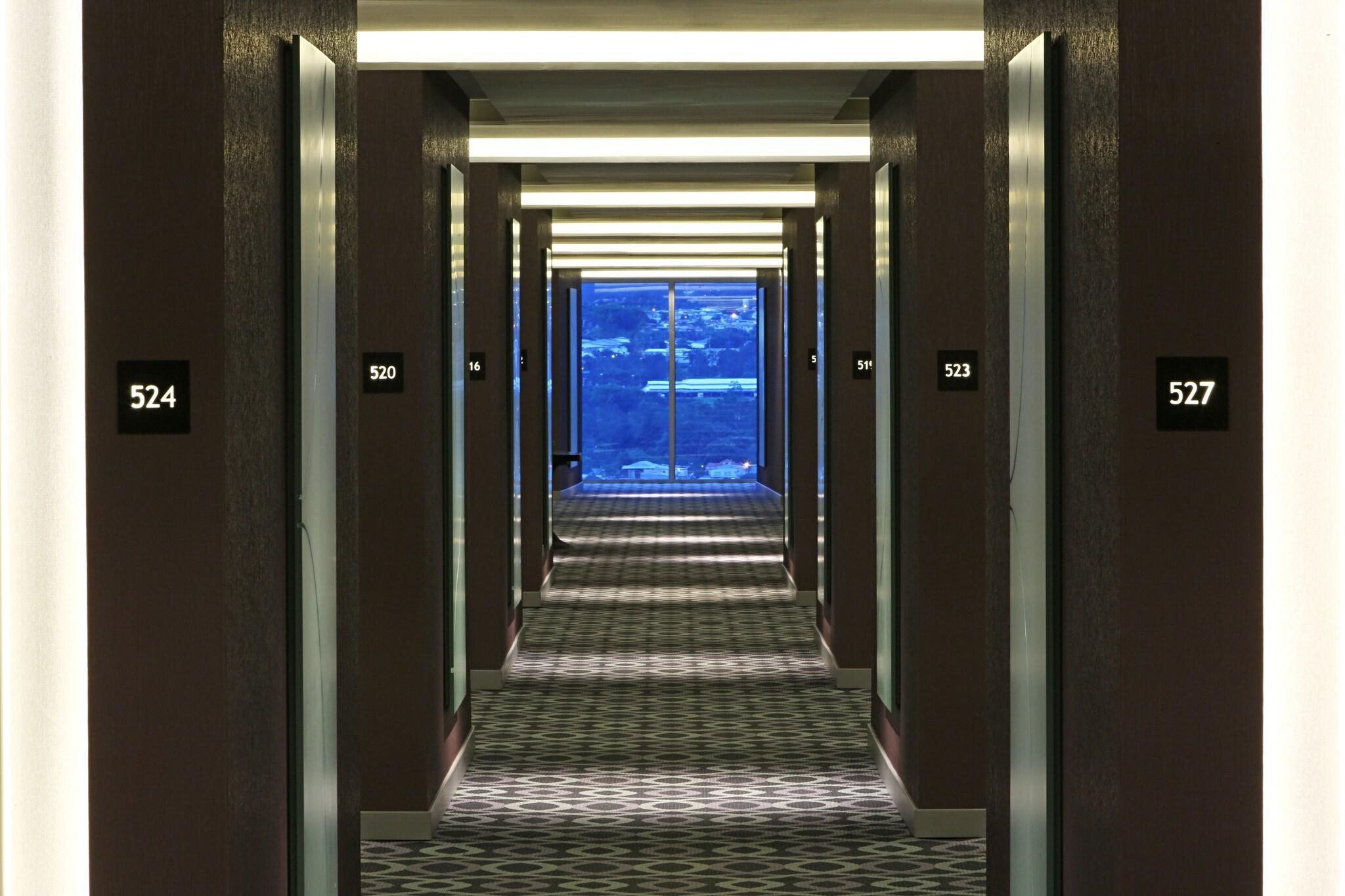 Sheraton Hotel • Escazú by null