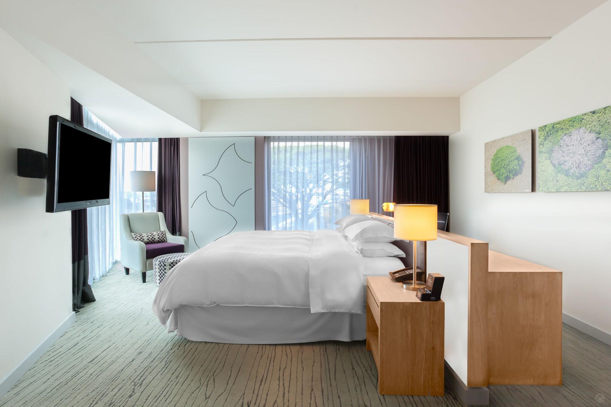 Sheraton Hotel • Escazú by null