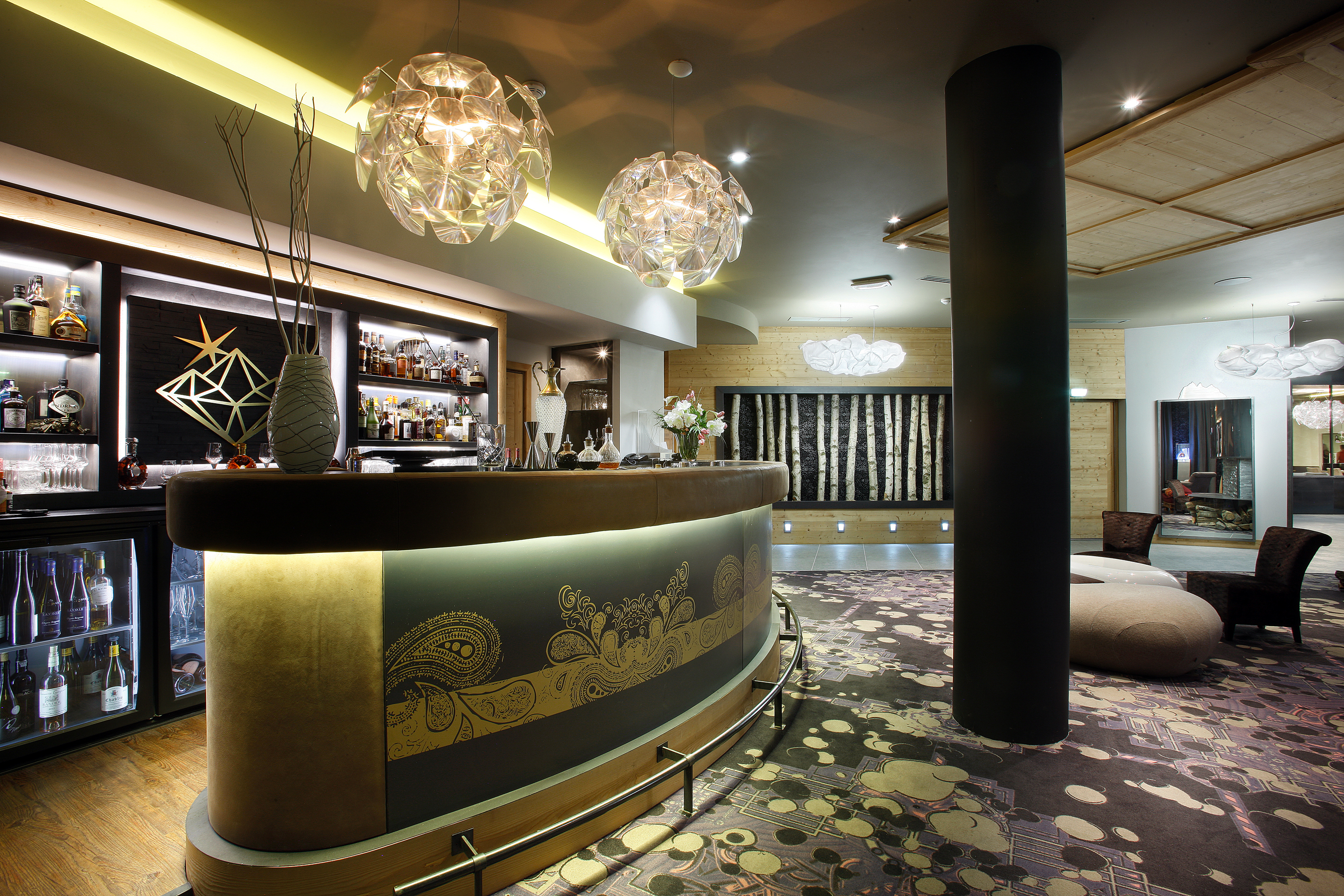 Hôtel Koh-I Nor by Les Etincelles by null