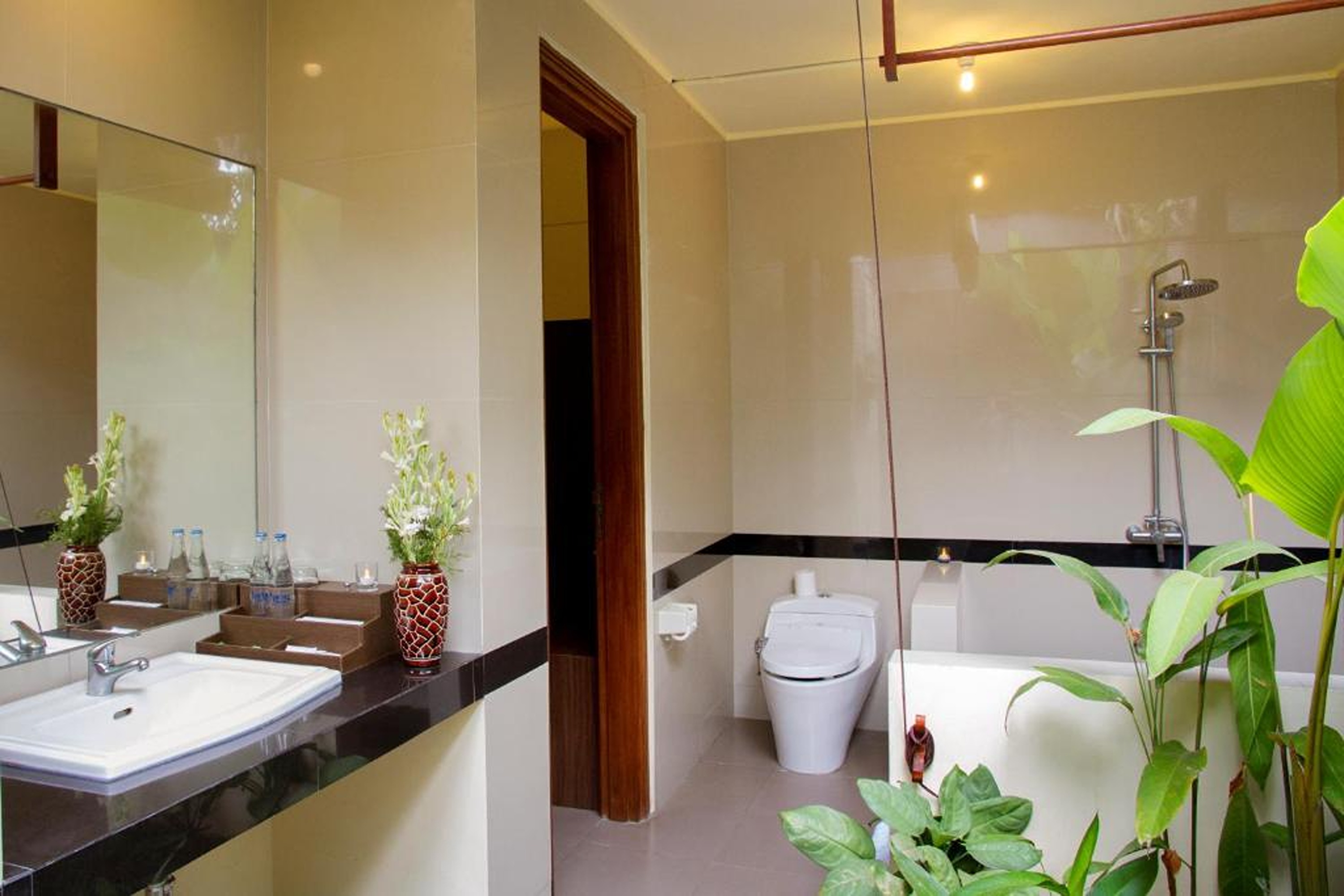Ladera Villa Ubud by Zuzu