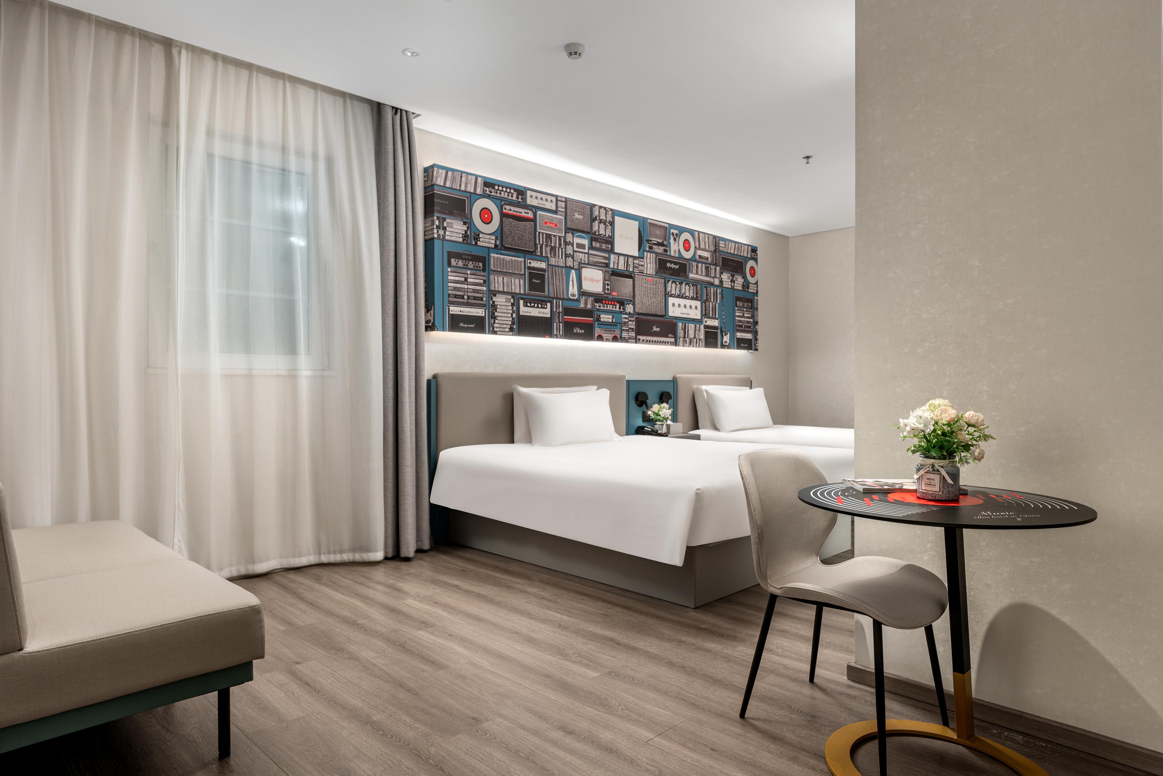 Twin room, business