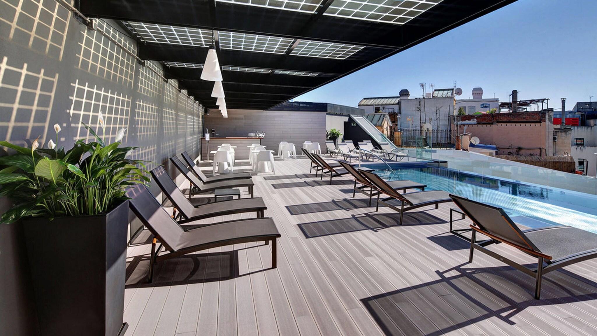 Olivia Balmes Hotel Trabajo by null