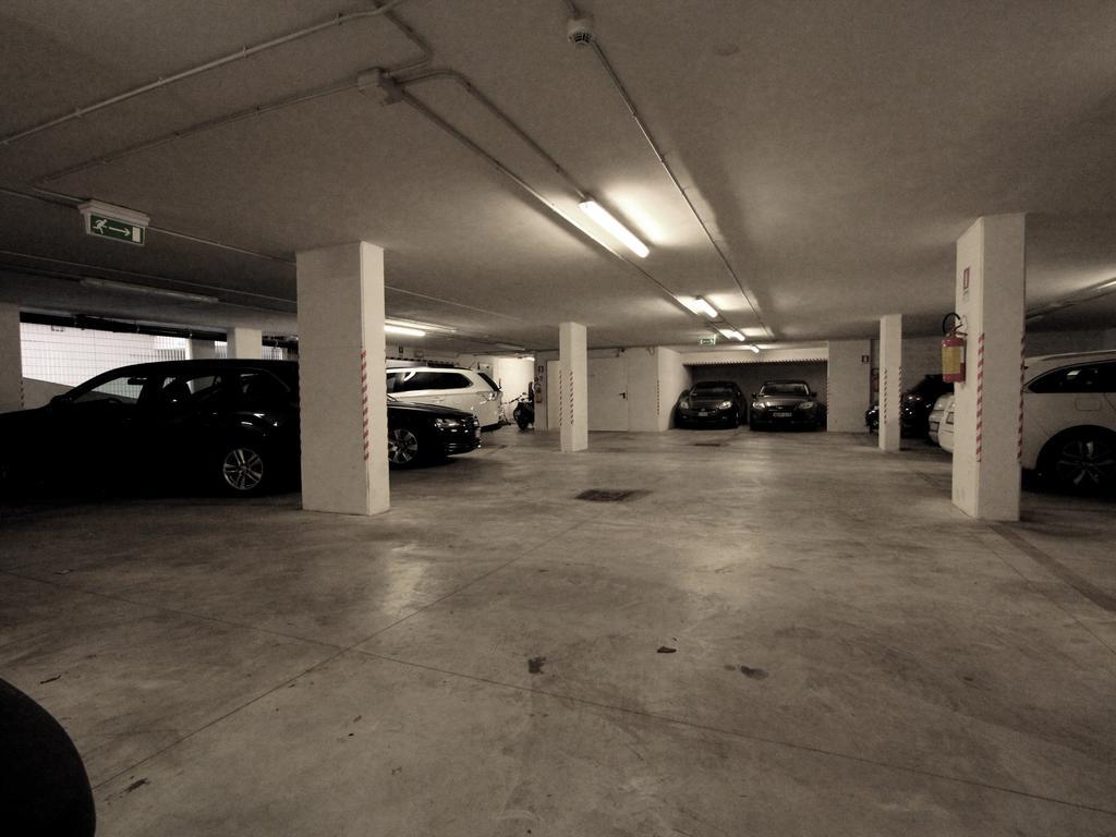 Sovrana Hotel & Re Aqva SPA - photo