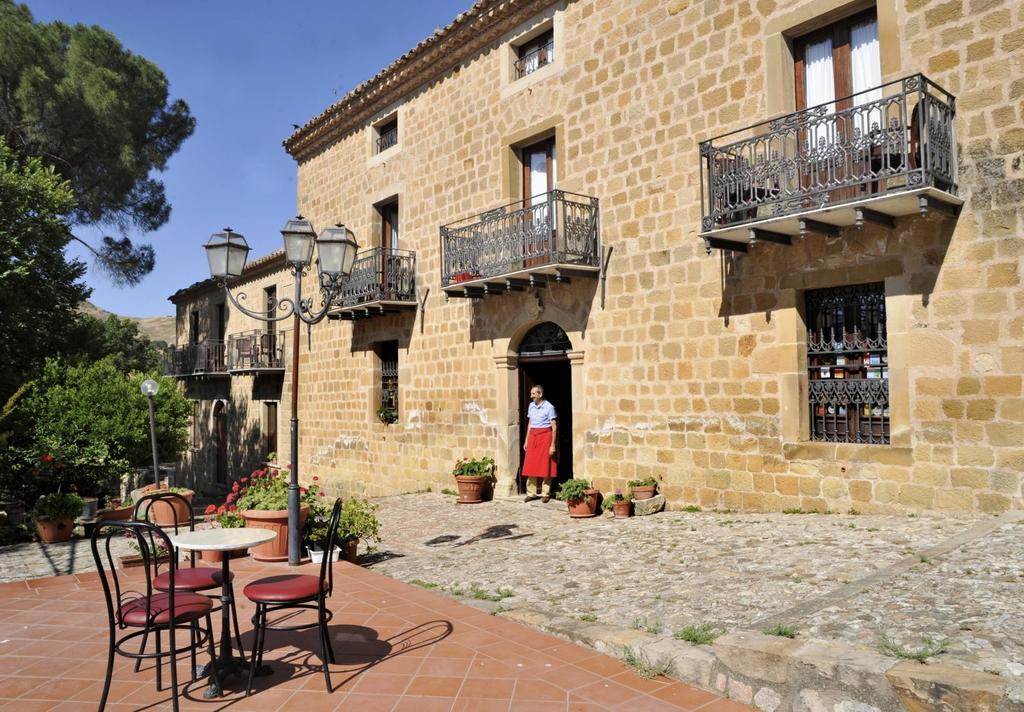 Casale Villa Rainò by null