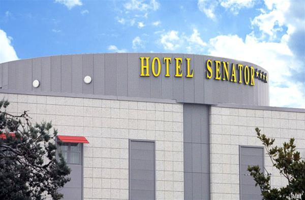 Hotel Senator image