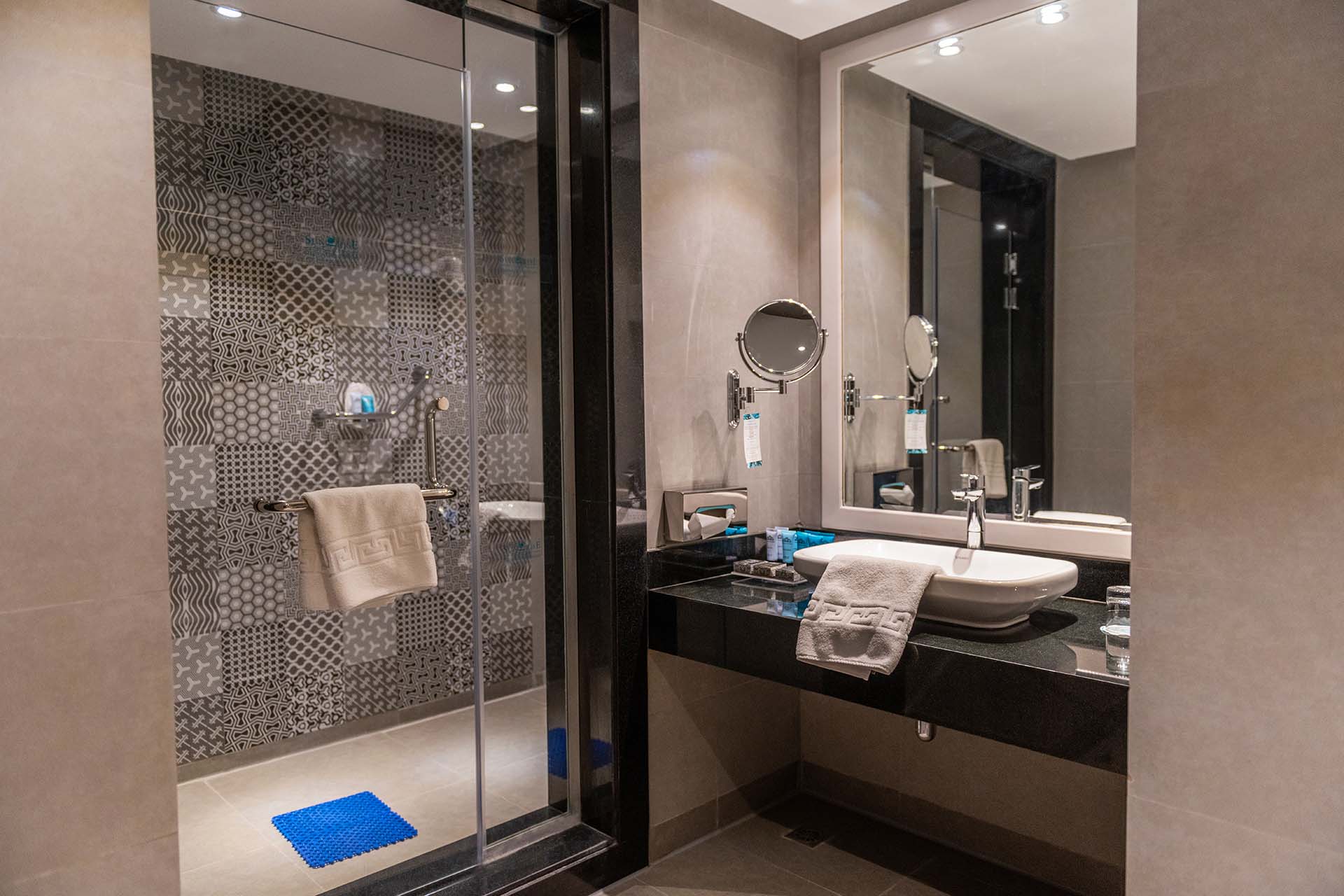 Sunrise Diamond Beach Resort – Grand Select-