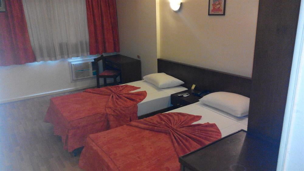 KING HOTEL by null