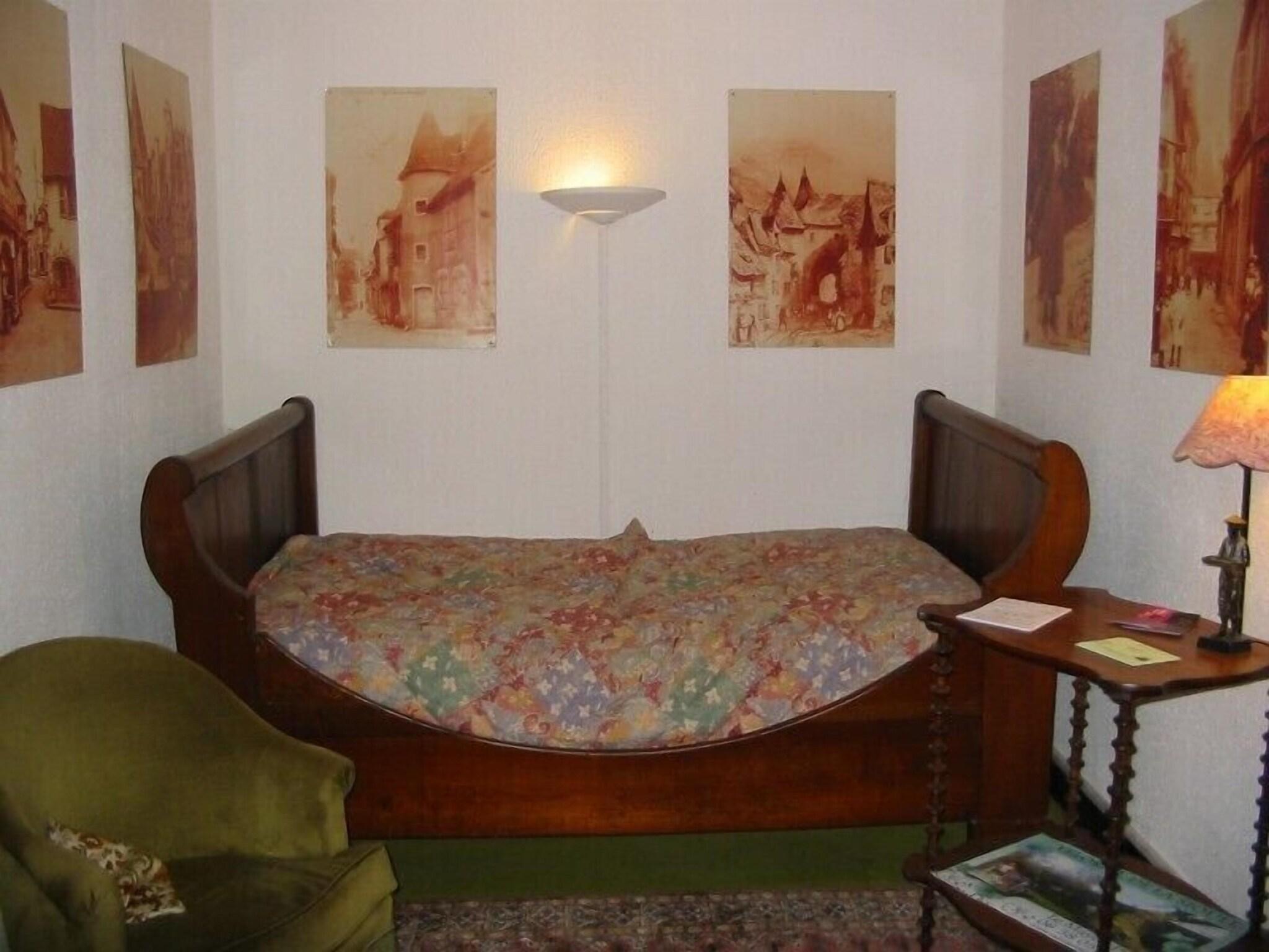 Brit Hotel Bomotel