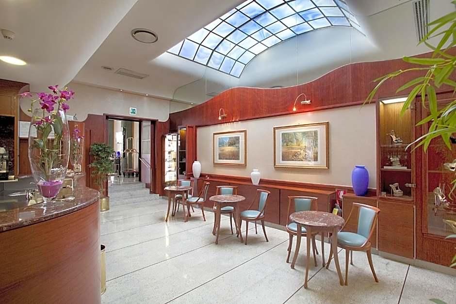Palace Hotel