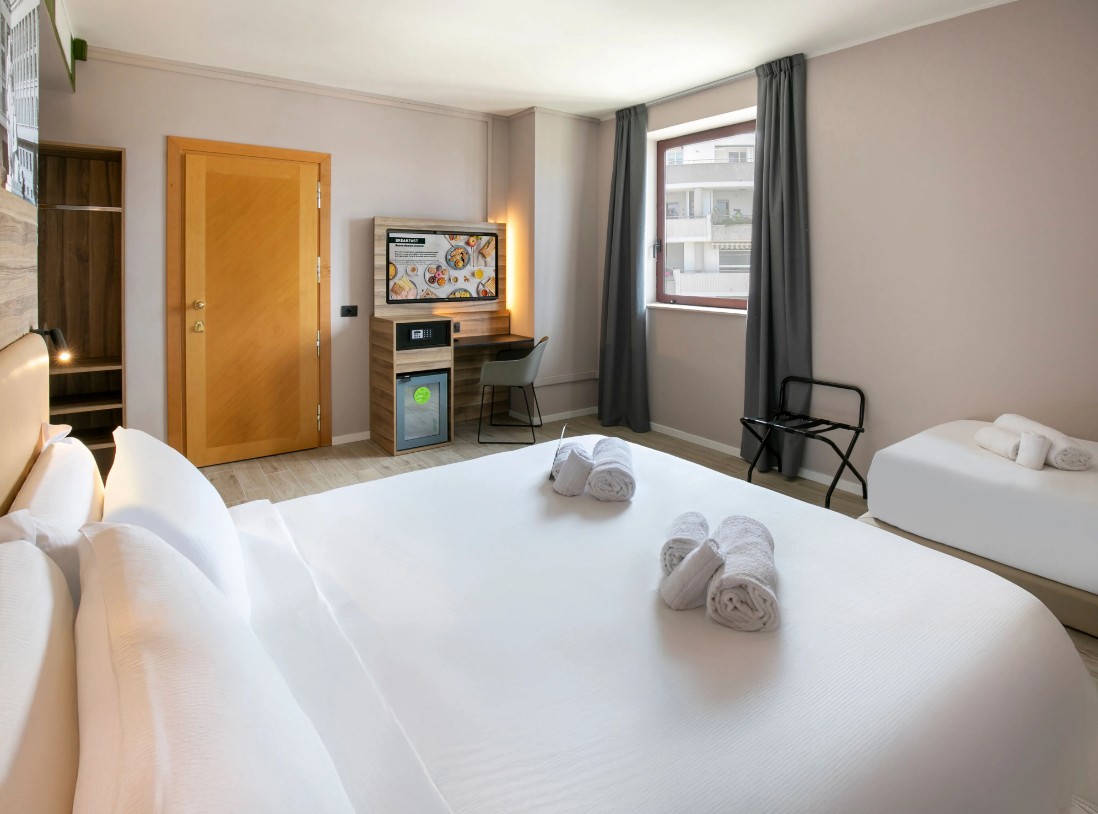 B&B HOTEL LATINA