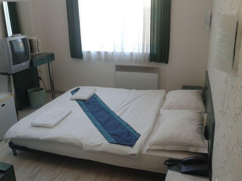 Scotty's Boutique Hotel by null