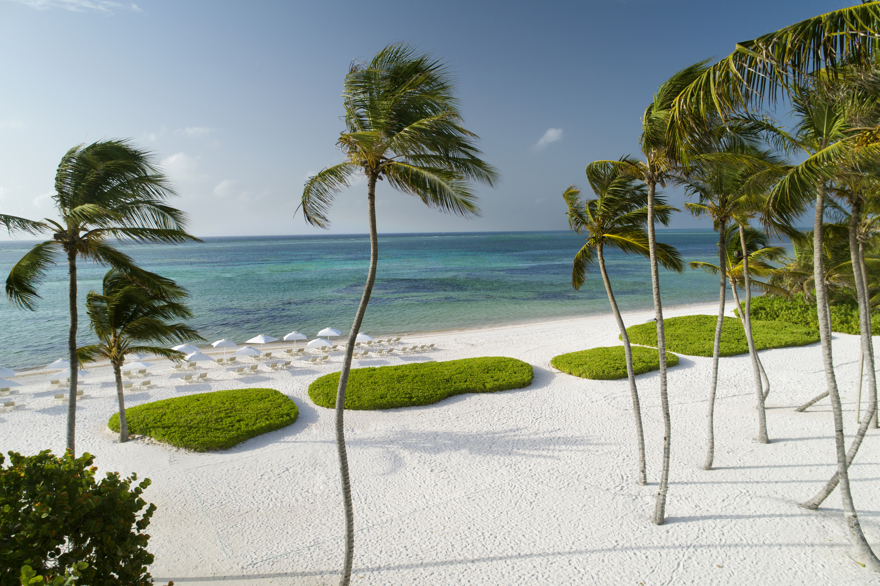 Fotografija Blanca Plaža z beli fini pesek površino