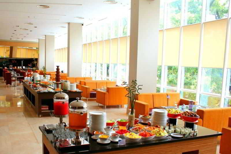 The Luxton Hotel