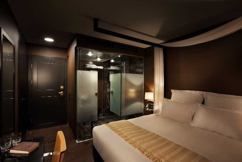 Brown TLV Urban Hotel by null